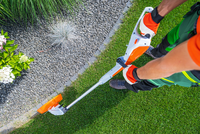 Edging Bermuda grass in Dallas, Georgia